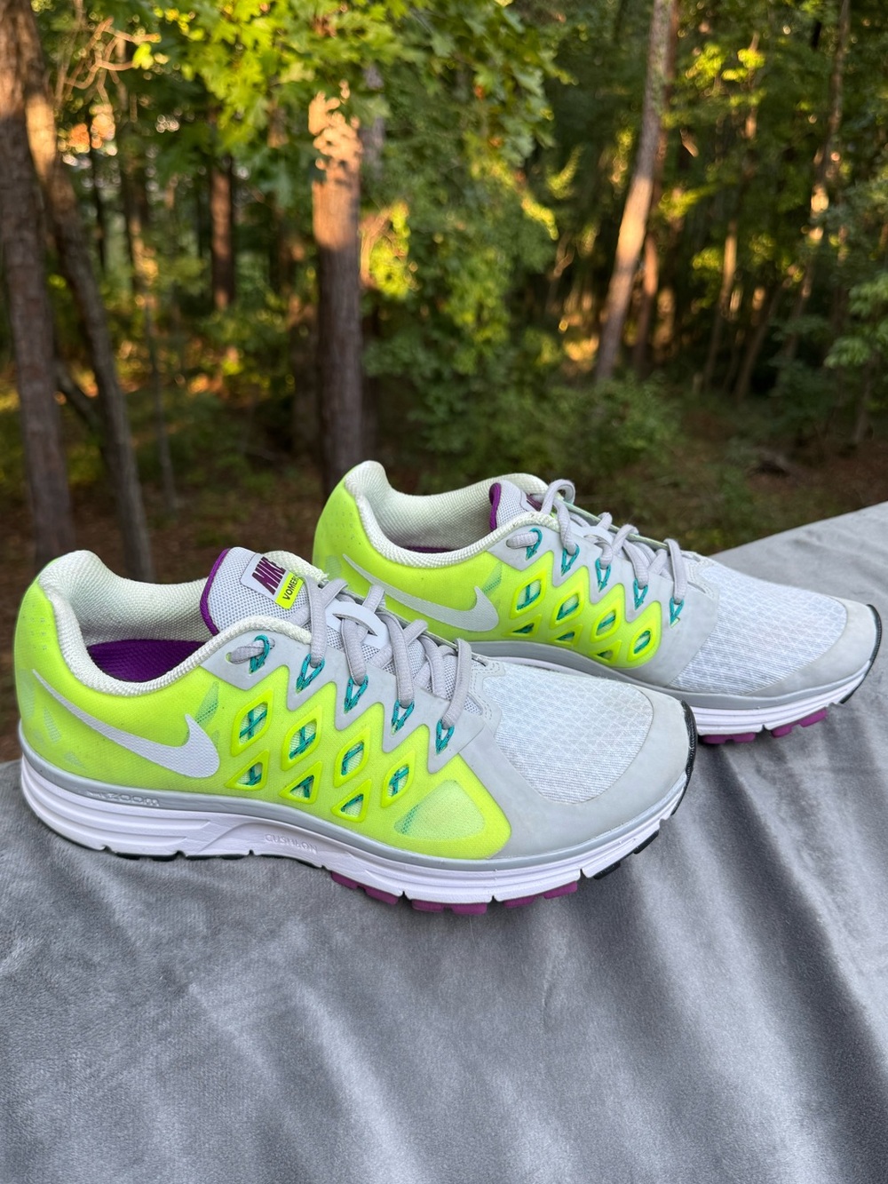 Nike Zoom Vomero 9 Vintage Running Shoes Grey Volt Purple Women’s 8.5